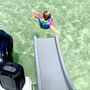 Veranstaltung: Destin- Private Chartered Slide Pontoon Boat-Up to 6 Guests, 600 Harbor Blvd in Destin