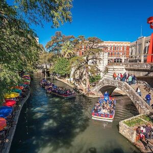 Veranstaltung: San Antonio Old Town Trolley: Hop-on Hop-off, San Antonio Bus Tours in San Antonio