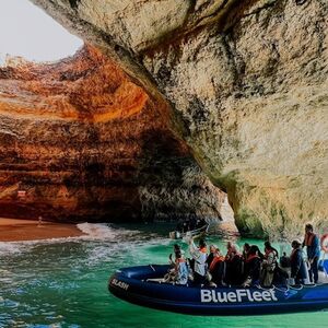 Veranstaltung: Gruta de Benagil: Passeio de barco a partir de Lagos, Lagos Day Cruises in Lagos