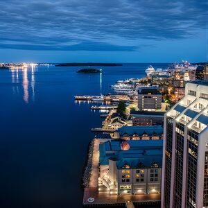 Veranstaltung: JFarwell Moonlight Yacht Cruise from Halifax Waterfront, 1599 Lower Water St in Halifax