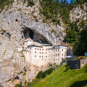 Veranstaltung: Postojna Cave & Predjama Castle: Half-Day Tour from Ljubljana, Postojna Cave in Postojna