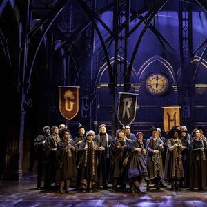 Veranstaltung: London: Harry Potter Film Sites Tour + Cursed Child Theater Ticket, Harry Potter Tours in London