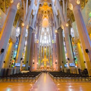 Veranstaltung: Montserrat y Sagrada Familia: Tour guiado desde Barcelona, Day Trips from Barcelona in Barcelona