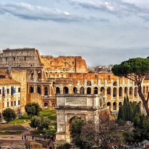 Veranstaltung: Colosseum, Roman Forum & Palatine Hill: Semi-Private Guided Tour, Colosseum in Rome