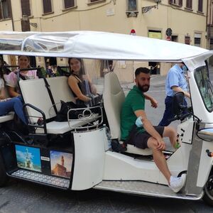 Veranstaltung: Eco-Tour in Auto Elettrica a Firenze, Florence Audio Guides in Florence