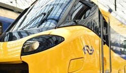 Veranstaltung: Amsterdam: Train & Bus Transfer To / From Bloemendaal Strand, Dam Square in Amsterdam