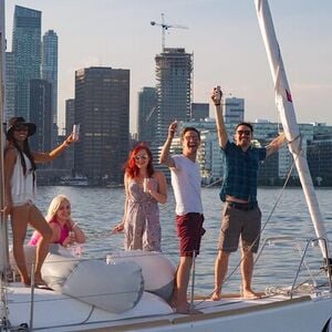 Veranstaltung: 2hr Shared Sailing Experience in Toronto, 415 Queens Quay W in Toronto