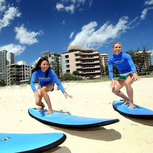 Veranstaltung: Learn to Surf at Broadbeach on the Gold Coast, Kurrawa Surf Club in Gold Coast