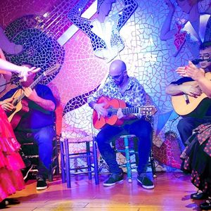 Veranstaltung: Tablao Flamenco El Toro y la Luna Espectáculo y Bebida, Valencia Flamenco shows in València