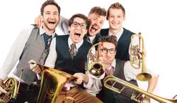 Veranstaltung: Blechreiz - Internationales Brass-Festival Sauerland-Herbst 2025, Bürger- und Rathaus Bestwig in Bestwig