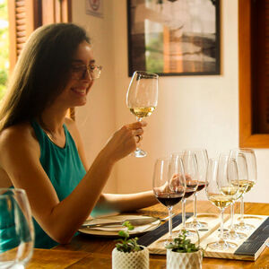 Veranstaltung: Wine Flight Chardonnay pelo Mundo no Miya Wine Bar Pinheiros, Miya Wine Bar (Pinheiros) in São Paulo