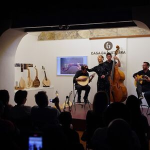 Veranstaltung: Porto: Fado na Casa da Guitarra, Casa da Guitarra in Porto