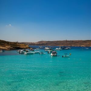 Veranstaltung: Blue Lagoon, Comino, Caves & St Paul’s Islands, L-Menqa in San Pawl il-Baħar