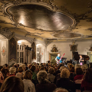 Veranstaltung: Klavier & Gesang "Ein Hauch Berliner Luft..." mit Caroline Schnitzer & Josef Maria Loibner, Refektorium Schloß Isny in Isny im Allgäu