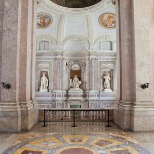 Veranstaltung: Reggia di Caserta: Biglietto Fast Track + Andata e ritorno da Pompei, Royal Palace of Caserta in Caserta