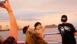 Veranstaltung: Honolulu: Sunset Waikiki Glass Bottom Boat Tour, Hawaii Day Trips in Honolulu