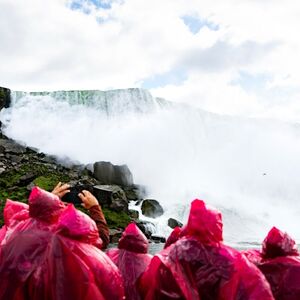 Veranstaltung: Niagara Falls Day Tour from Toronto + Hornblower Cruise & Niagara-on-the-Lake, Niagara Falls Day Trips from Toronto in Toronto