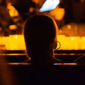 Veranstaltung: Candlelight: Weihnachtsklassiker, Johanniskirche in Magdeburg