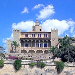 Veranstaltung: Palacio Real de La Almudaina: Entrada + Guía Real Digital, Palacio Real de La Almudaina in Majorca