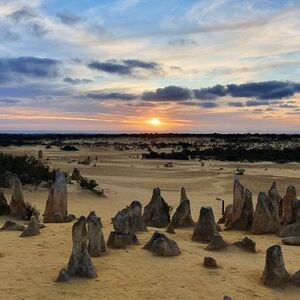 Veranstaltung: Pinnacles Desert: Guided Stargazing Tour + Roundtrip Transfer, Pinnacle Desert in Burswood