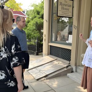 Veranstaltung: Guided Ghost Tour of Lititz, 14 E Main St in Lancaster