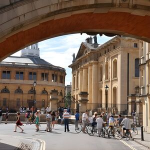 Veranstaltung: Oxford Bike Tour with Student Guide, 15 Broad St in Oxford