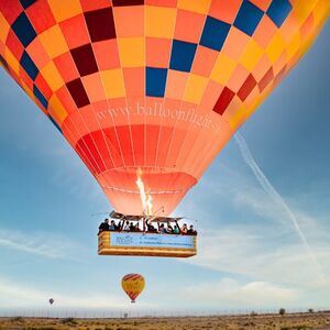 Veranstaltung: Dubai Sunrise Hot Air Balloon Flight with Transfers, Dubai Hot Air Balloon Tours in Dubai