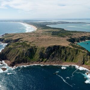 Veranstaltung: 8-Minute Helicopter Flight: Phillip Island Cape Woolamai or Grand Prix Circuit, Melbourne Helicopter Tours in Melbourne