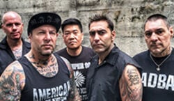 Veranstaltung: Agnostic Front + Battery + Bale + Life Comes Closer, Backstage in München
