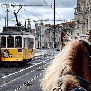 Veranstaltung: Lisboa: Passeio de carruagem puxada por cavalos em Belém, Lisbon Tuk Tuk Tours in Lisbon