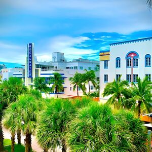 Veranstaltung: The Official Art Deco Walking Tour by The Miami Design Preservation League, Art Deco Welcome Center in Miami Beach