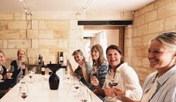 Veranstaltung: Saint-Emilion : Visite guidée de dégustation de vins + déjeuner, Bordeaux Wine Tours in Bordeaux