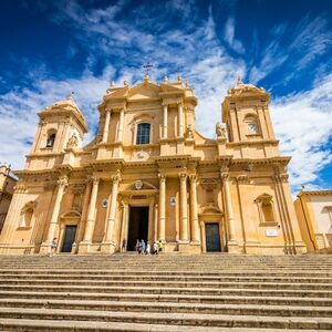 Veranstaltung: Catania, Siracusa e Ortigia: Tour di un giorno da Taormina + Pranzo, Day Trips from Taormina in Taormina