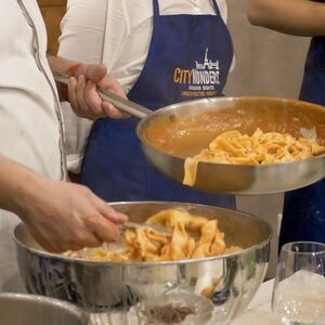 Veranstaltung: Roma: Produzione di pasta e degustazione di vino a Trastevere, Rome Cooking Classes in Rome