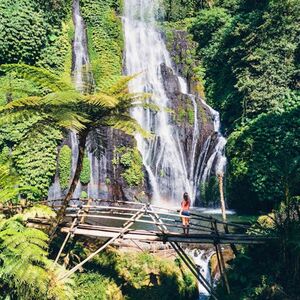 Veranstaltung: Lake Bratan, Handara Iconic Gate, Banyumala Waterfall & Swing with Live Guide, Banyumala Waterfall in Singaraja