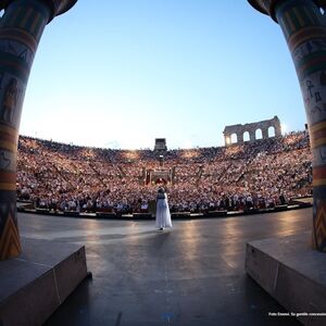 Veranstaltung: Arena dell'Opera di Verona: Biglietto per l'opera e tour a piedi della città, Verona Arena in Verona