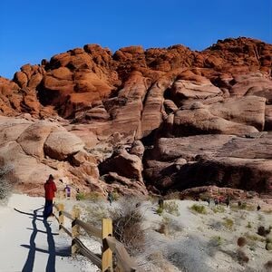 Veranstaltung: Red Rock Canyon Self-Guided Driving Audio Tour Guide, Red Rock Canyon Fee Station in Las Vegas