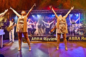 Veranstaltung: Waterloo - The Abba Show - Die Beste Abba Show nach ABBA, Freilichtbühne in Born am Darß