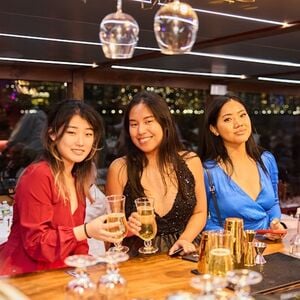 Veranstaltung: NYC: Dinner Cruise with Live Music, Circle Line Sightseeing Cruises in New York