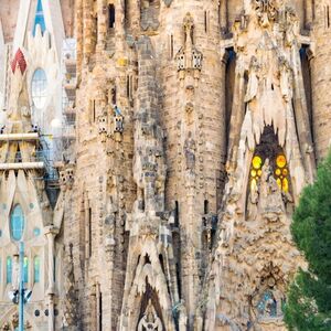 Veranstaltung: Sagrada Familia y Casa Batlló: Acceso Rápido + Visita Guiada, La Sagrada Familia in Barcelona