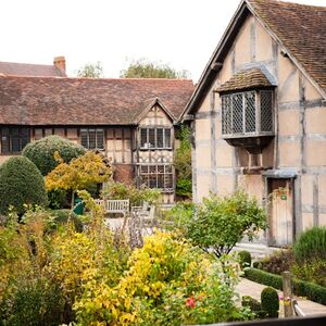 Veranstaltung: Warwick Castle, Shakespeare’s Birthplace and Oxford: Guided Tour, Day Trips from London in London