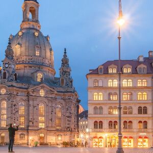 Veranstaltung: Dresden im Laternenlicht: Rundgang mit geheimnisvollem Nachtwächter, Dresden City Tours in Dresden