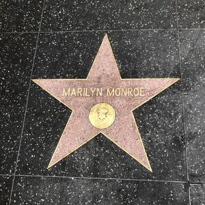 Veranstaltung: Haunted Hollywood: the mystery of Marilyn Monroe, NE Corner of Hollywood & Vine in Los Angeles