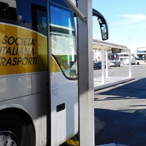 Veranstaltung: Roma: Bus navetta da / per l'aeroporto di Ciampino e il centro città, Airport Transfer Rome (Fiumicino) in Rome