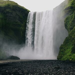 Veranstaltung: South Coast Waterfalls, Glacier, and Black Sand Beach: Tour from Reykjavik, South Iceland Day Trips from Reykjavik in Reykjavík