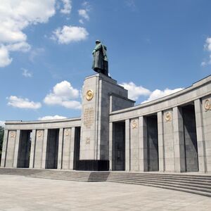 Veranstaltung: Berlin: World War II Guided Tour, Babylon in Berlin