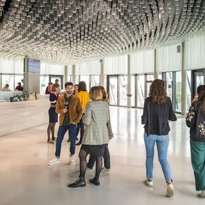 Veranstaltung: La Cité du Vin : Exposition permanente + Belvédère, La Cité du Vin in Bordeaux