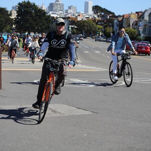 Veranstaltung: San Francisco Highlights Bike Tour, Alcatraz Sites Helicopter in San Francisco