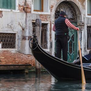 Veranstaltung: Venezia: Giro in gondola privato e cena romantica a Venezia, Venice City Cards in Venice