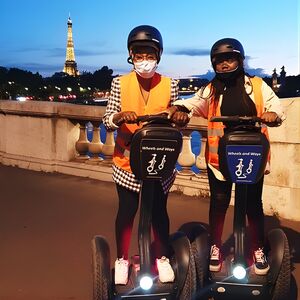 Veranstaltung: Segway by night ! Illuminated Paris, Espace Open Unesco (à L'intérieur Du Bâtiment, à Gauche De L'accueil) in Paris